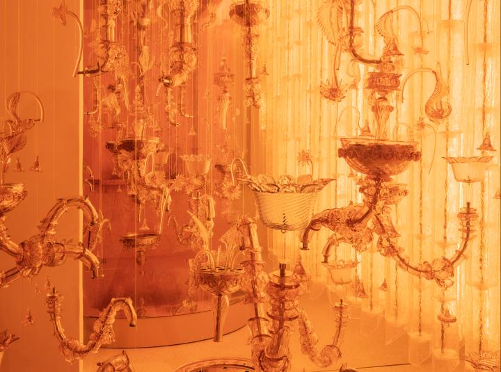 Venice_Boutique_Burning_Light