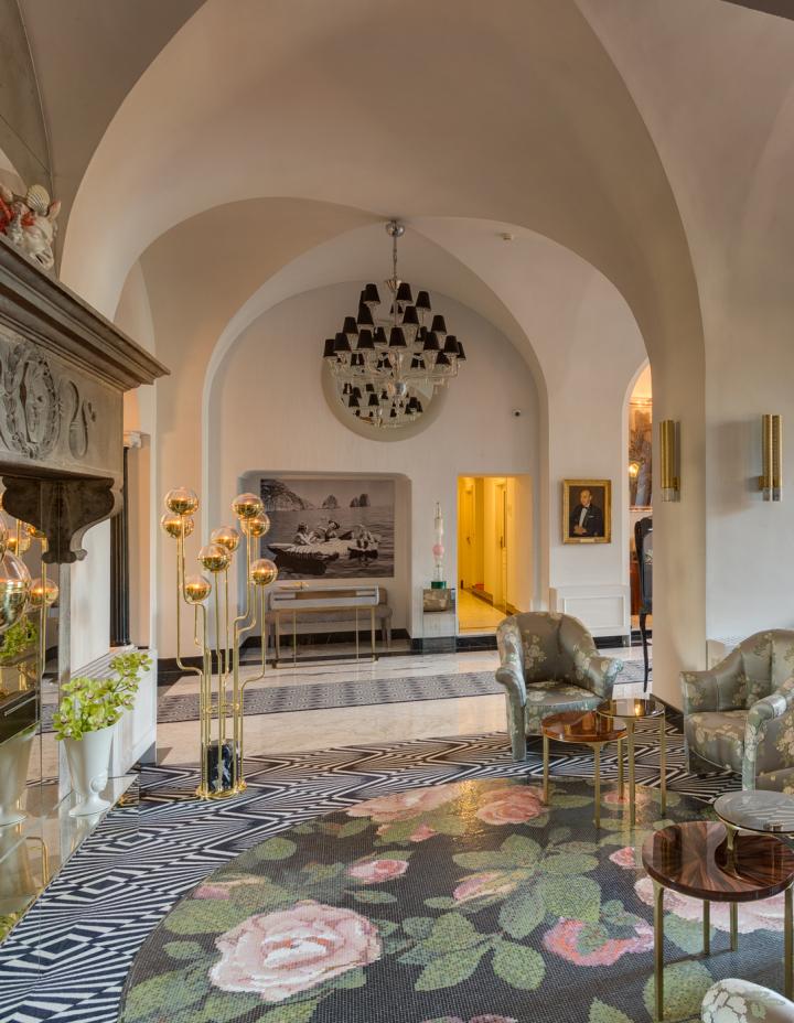 hotel-punta-tragara-hall2.jpg