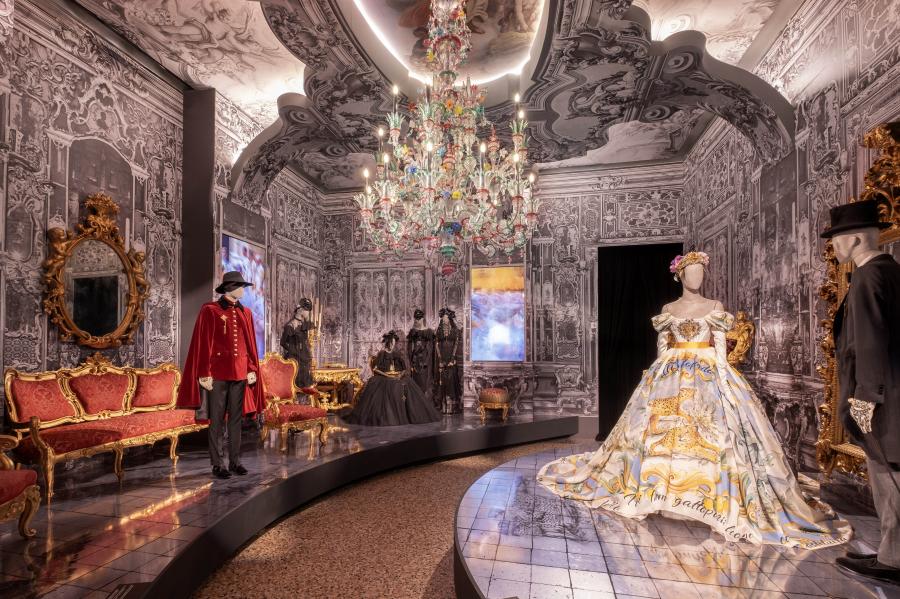 From the Heart to the Hands: Dolce&Gabbana | Barovier&Toso