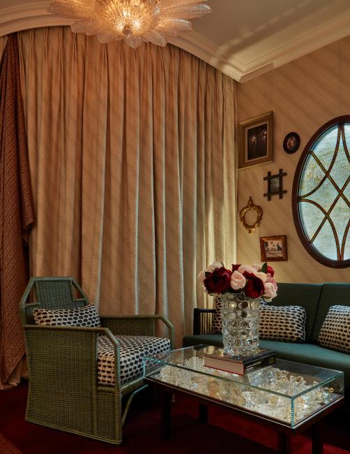 bt_wowhouse-2025-fortuny_bonacina_baroviertoso-primary-bedroom-by-tomef-design_photo_james-mcdonald0721_v2_web.jpg