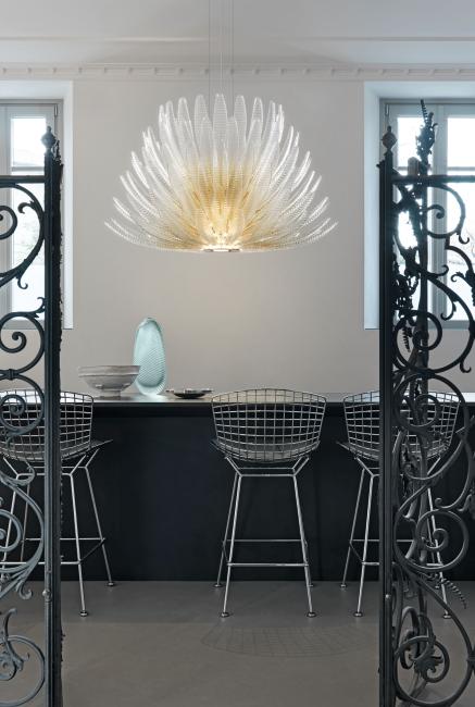 Agave is a collection inspired by the plant of the same name, a symbol of elegance and resilience, reinterpreted in Venetian crystal by designers García Cumini. 