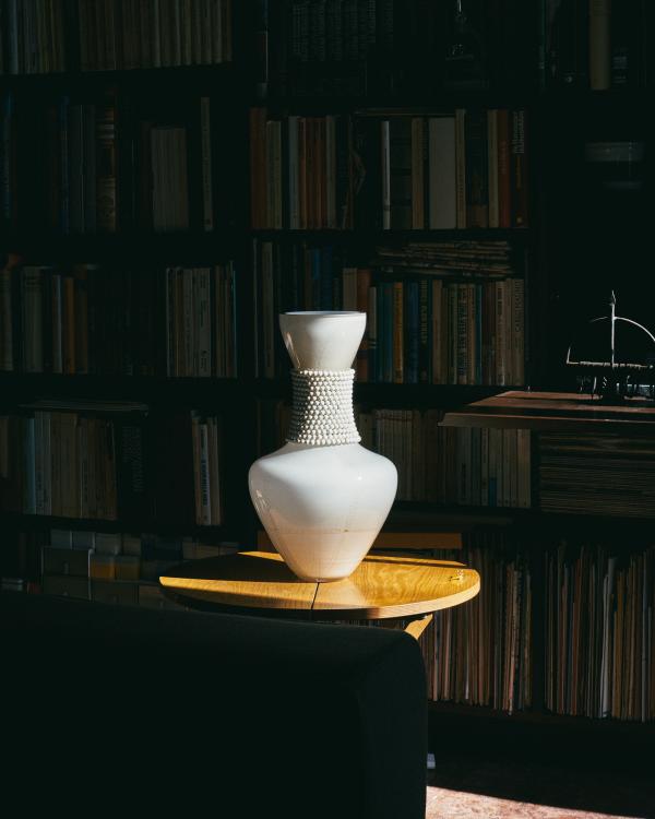 bt_olori_vases_studio-lani_amb_02.jpg